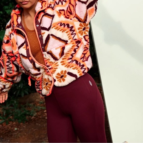 Free People hit the slopes fleece - Picture 2 of 10